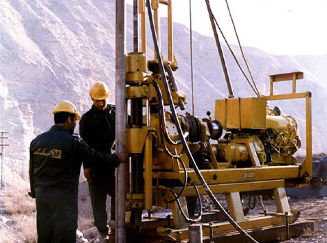 شرکت خاک و سنگ